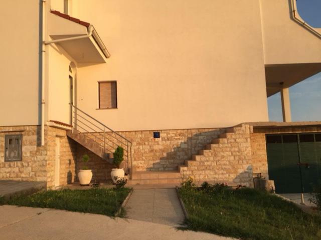 Apartments Isabella - Family Only Kustići Eksteriør billede